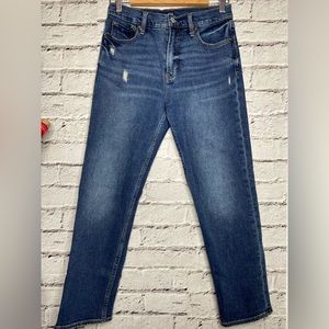 GAP Jeans, Size 4/27 Straight Leg. Relaxed Fit. Almost new